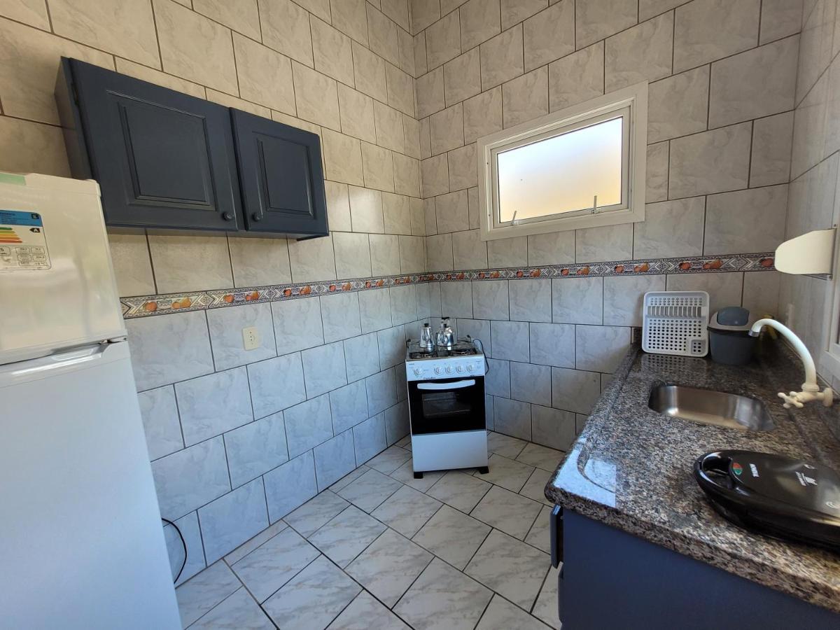 Pousada Genoveva - Apto Com Um Dormitorio Farol de Santa Marta Bagian luar foto